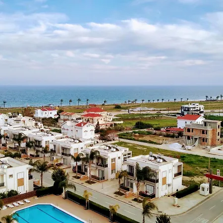 Royal Life Poseidon Apartment