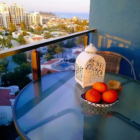 Royal Life Poseidon Apartment Trikomo