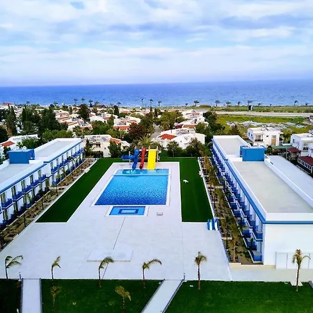 Royal Life Poseidon Apartment
