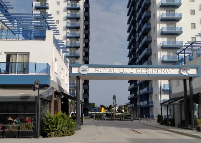 Royal Life Poseidon Appartamento